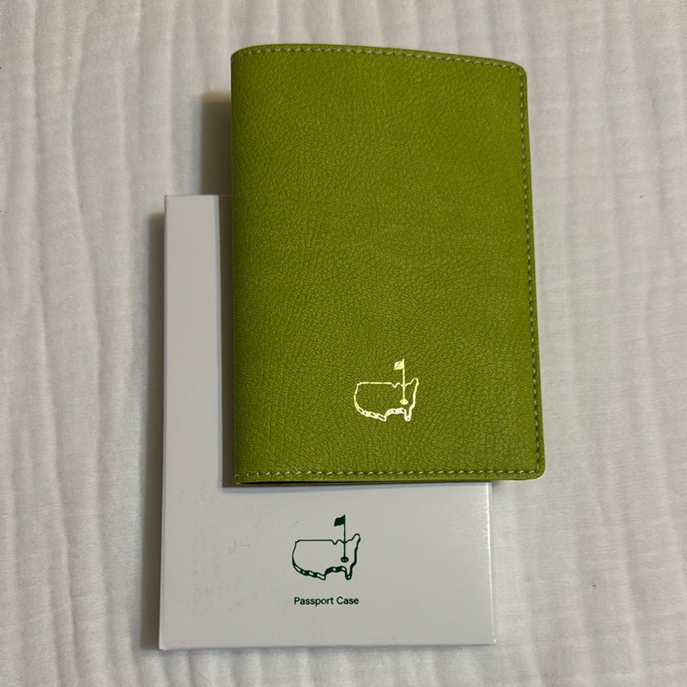 Augusta National Masters Lime Green Passport Cover